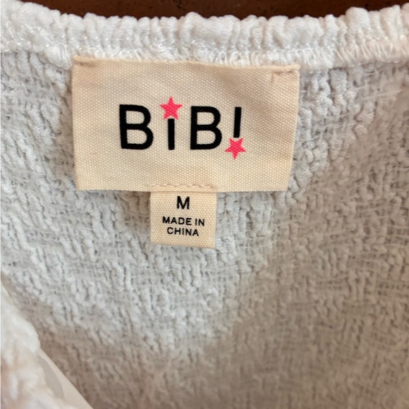 BiBi Cream Textured Ruffle Blouse - Picture 3 of 3